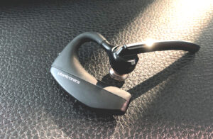 【長期使用】PLANTRONICS Voyager5200とVOYAGERLEGENDの比較レビュー。