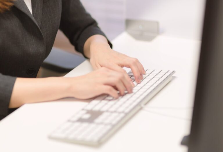 Adobe Acrobat のOCR機能の使い方と精度のレビュー